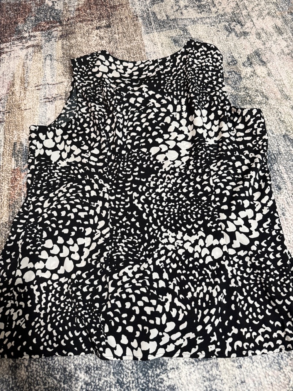 Banana Republic Womens Black & White Patterned Sleeveless Blouse XL - Picture 4 of 4